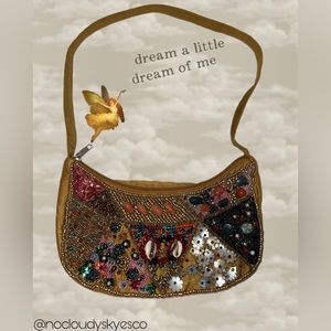 Gold Embroidered Beaded Crossbody 
⋆ ☁︎ ⋆⁺₊⋆ ☾ ⋆⁺₊⋆